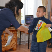 «Подарите детям капельку добра» «Подарите детям капельку добра»