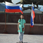 Ко Дню государственного флага России