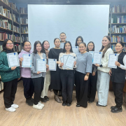 В Национальной библиотеке прошел показ документального фильма «С. Есенин – песенный поэт России» для студентов Кызылского пединститута