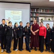 Состоялась встреча с Досточтимым Геше Дхарампой Тензин Тхувангом на тему «Как достичь целей счастливой жизни».