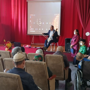 «Аас чогаал – Тыва культураның өндүр бедии» деп аттыг хемчег Кызылдың кырганнар болгаш инвалидтер дазылга бажыңынга болуп эрткен