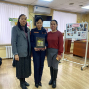 Национальная библиотека Тувы получила ценный подарок от Управления Федеральной службы войск национальной гвардии по Туве!