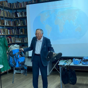 В Национальной библиотеке прошел час туризма «Как здорово, что все мы здесь»