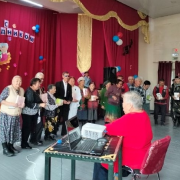 Национальная библиотека провела литературно-музыкальный вечер «Тепло сердец» ко Дню пожилого человека в Доме ветеранов