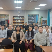 В рамках лектория «КЛАССный ученый» в Национальной библиотеке прошло занятие для студентов Кызылского транспортного техникума, посвященное «малой энергетике» Тувы