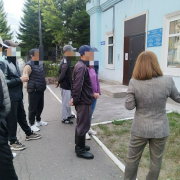 Для осужденных провели экскурсию по Национальной библиотеке Тувы