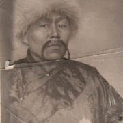 Владимир Шаравииевич Монгольбииниң 105 харлаанынга