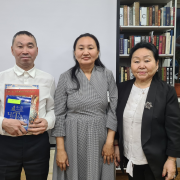 Завершился конкурс «Патриотизм в песнях и поэзии» в рамках книжного фестиваля «Читай, Тыва!». Завершился конкурс «Патриотизм в песнях и поэзии» в рамках книжного фестиваля «Читай, Тыва!».