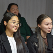 В Национальной библиотеке Тувы прошла встреча с молодым писателем Тумен-Байыром Монгушем в рамках фестиваля «Читай, Тыва!» В Национальной библиотеке Тувы прошла встреча с молодым писателем Тумен-Байыром Монгушем в рамках фестиваля «Читай, Тыва!»