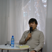 В Национальной библиотеке Тувы прошла встреча с молодым писателем Тумен-Байыром Монгушем в рамках фестиваля «Читай, Тыва!» В Национальной библиотеке Тувы прошла встреча с молодым писателем Тумен-Байыром Монгушем в рамках фестиваля «Читай, Тыва!»