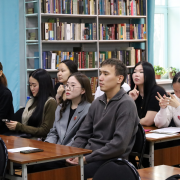 В рамках Всероссийского фестиваля «Наука 0+» в Национальной библиотеке прошли занятия «Малой академии наук – 2025» и «Дней молодежной науки – 2025»