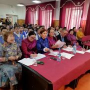 Тыва Пюрбюнү номчуп турар