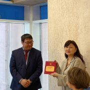 Новое издание о монгольских буддийских текстах пополнило библиотеку монастыря «Тубтен Шедруб Линг» Новое издание о монгольских буддийских текстах пополнило библиотеку монастыря «Тубтен Шедруб Линг»