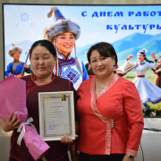 Заслуги библиотечных работников Тувы отметили наградами
