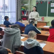 Национальная библиотека Тувы посетили детей в Центре социальной помощи Кызыла новогодней акцией