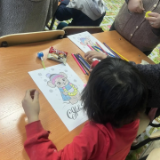 Национальная библиотека Тувы посетили детей в Центре социальной помощи Кызыла новогодней акцией