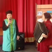 Сергей Бадырааның 75 харлаан юбилейинге тураскааткан «Ындынналган аялгалар чаяакчызы» деп байырлыг ужуражылга болуп эрткен