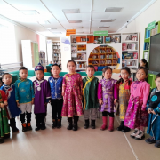В модельной библиотеке Кызыл-Дага каждый день полно детей