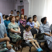 «Ак-кѳк Сүт-Хѳл уруу-ла мен»