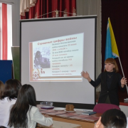 Студенты Кызылского техникума экономики и права потребительской кооперации вспомнили трагические события блокады Ленинграда
