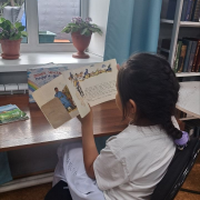 В Национальной библиотеке прошли громкие чтения «Книга в летнем рюкзаке» по проекту «Игротека.БИБ»