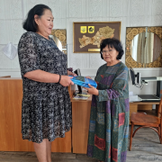 «Адам тѳѳгүзү – алдын, ием тѳѳгүзү – мѳңгүн»