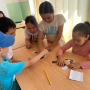 Национальная библиотека провела игровую программу «Игра для мускулов ума» к Международному дню шахмат