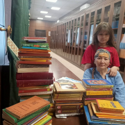 Фонд библиотеки буддийского монастыря Тубтен Шедруб Линг пополнился 123 книгами на тибетском языке